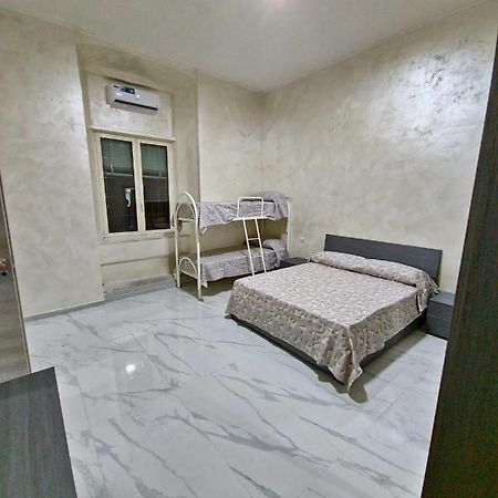Ritmo Napoletano Apartment เนเปิลส์ ภายนอก รูปภาพ